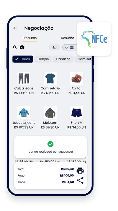 Vendedor utilizando o PDV móvel Navi Vendas no celular para controle de vendas em loja. Relatório de controle de vendas diário no software PDV móvel